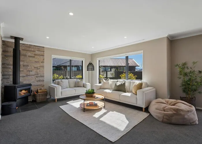 Mt Aspiring Elegance