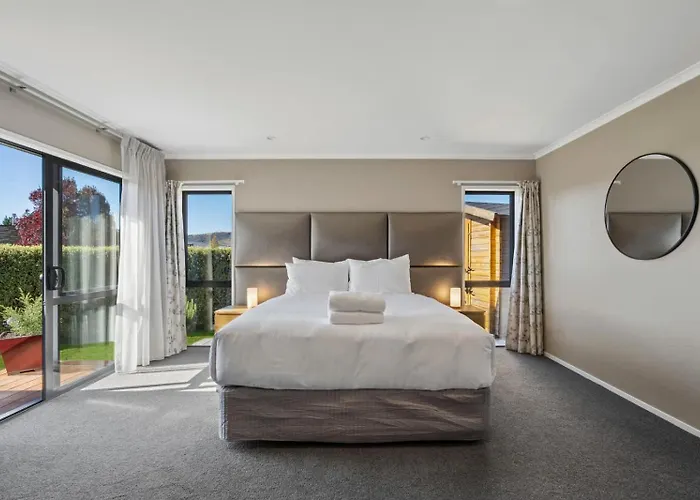 Mt Aspiring Elegance *