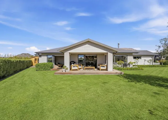 Mt Aspiring Elegance * Wanaka